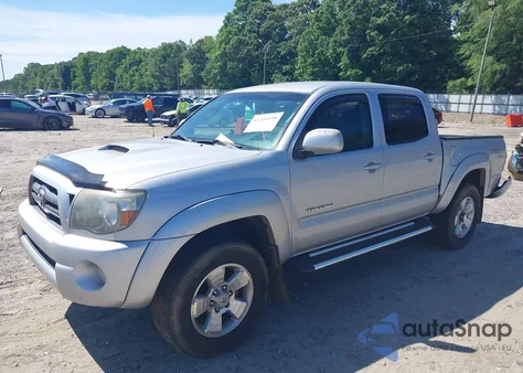 2010 Toyota Tacoma Prerunner V6 из США, поврежденный, VIN 3TMJU4GN3AM093600